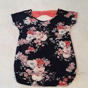 Maternity floral blouse